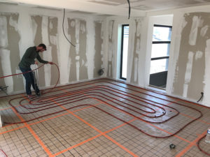 Réalisation d'un plancher chauffant Rehau - PABST